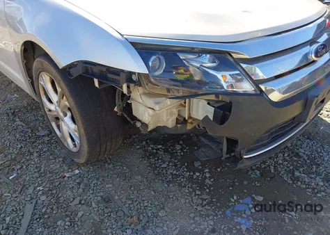 2012 Ford Fusion Se z USA, uszkodzony, nr VIN 3FAHP0HA7CR402345